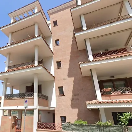 Appartamento Apartamento Hellen Azuni